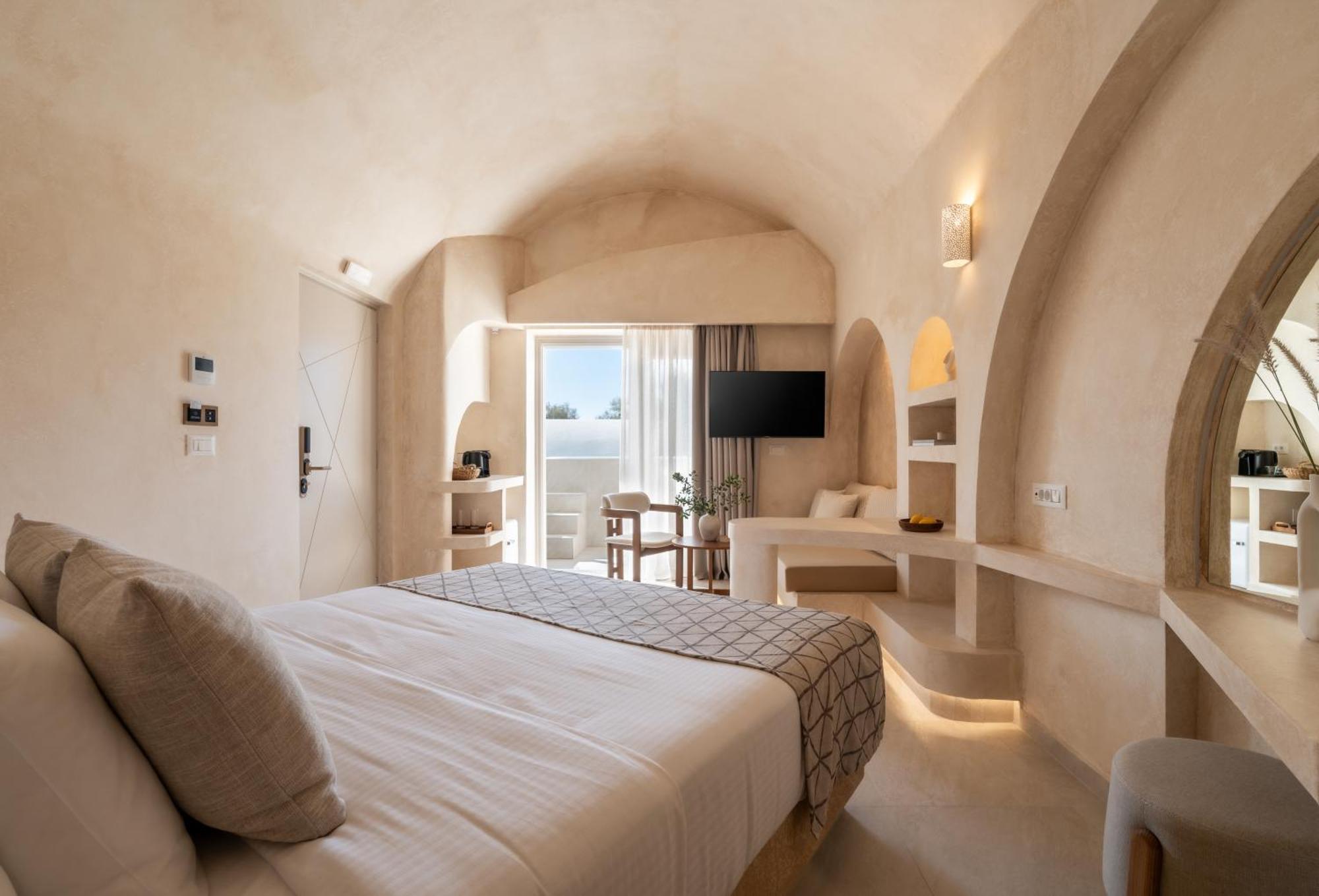 Heyday Luxury Suites Perissa  Exterior photo